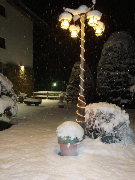 Hotel Solana Del Ter Ripoll Kültér fotó